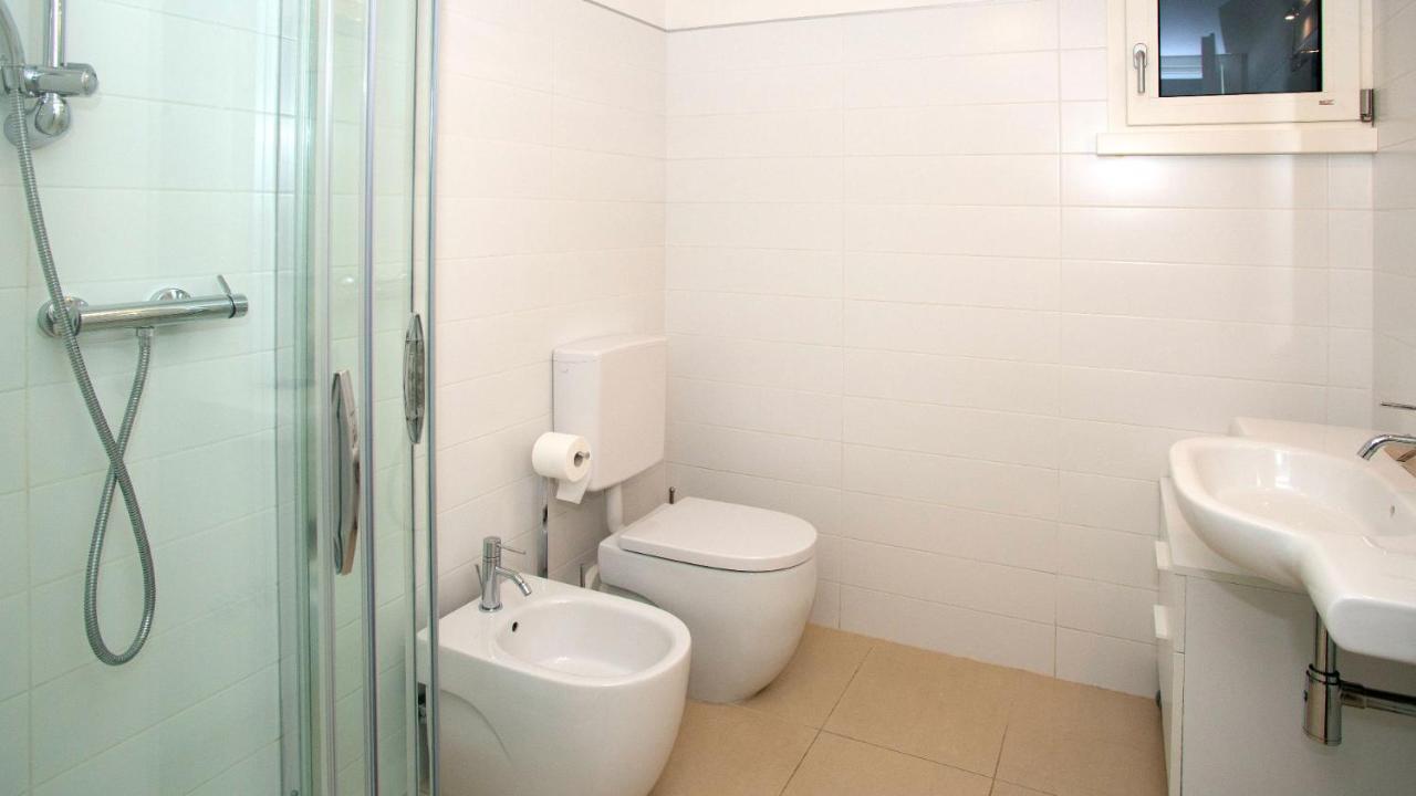 Villa Riva Beachfront 리그나노 사비아도로 외부 사진